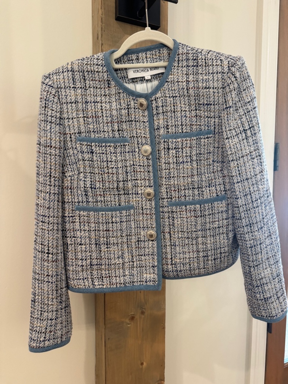 Veronica Beard plaid jacket. Size 6. Worn once
